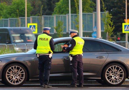 Zaostrzone przepisy drogowe. Ilu kierowców już je odczuło?