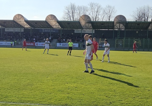 3. liga gr. 1. Derbowa kolejka dla GKS i Widzewa II