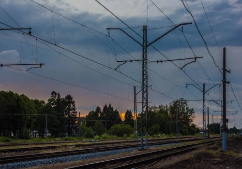 Niebezpieczne zdarzenie na kolei. Pociągi osobowe jechały po tym samym torze