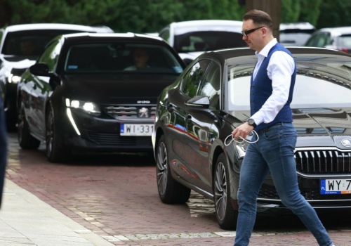 Ujawnili listę wykroczeń Łukasza Mejzy. Poseł zebrał 99 punktów karnych