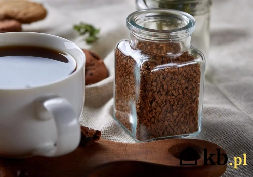 Biedronka przeceniła hitową kawę. Różnica w cenie robi wrażenie