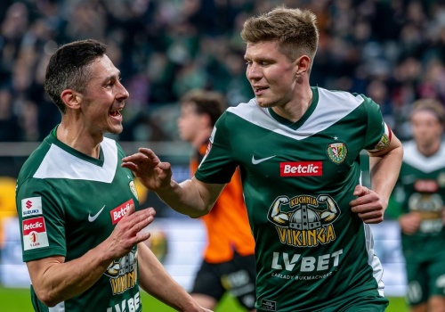 Pobicie piłkarzy Śląska w centrum Wrocławia. Policja informuje: 