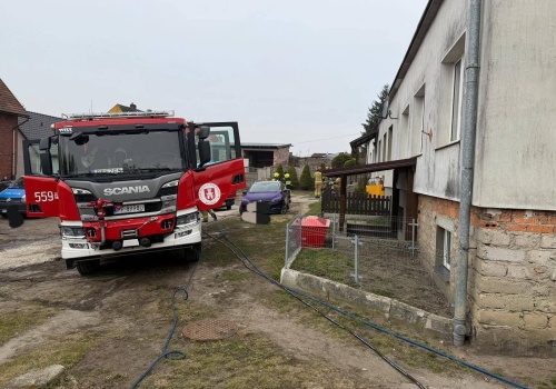 TRAGEDIA O ŚWICIE! Ogień zabrał życie dwojga maluchów