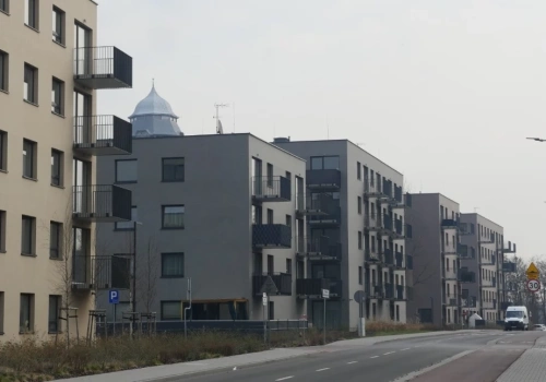 Państwowa spółka nie zapłaciła za prąd i Tauron wstrzymał dostawę energii do części osiedla przy ul. Korczaka w Katowicach