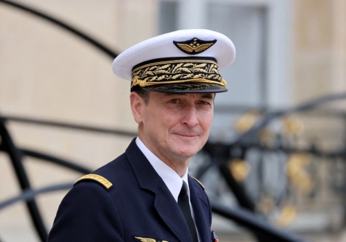 Francuski generał uderza w strategicznego partnera. 