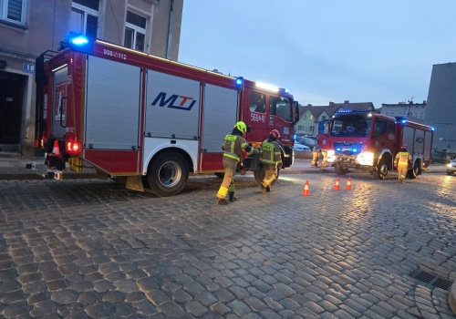 Strzegom. Zadymienie w kamienicy przy ulicy Świętej Anny