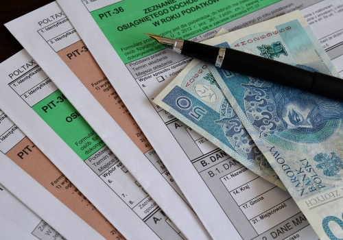 Sąd rozstrzygnął, czy każdy Polak powracający z emigracji ma szansę na ulgę w PIT