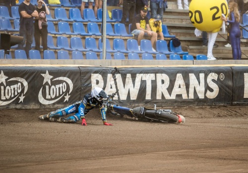 Żużel. Kolejna kontuzja. Tym razem zawodnika GKM-u