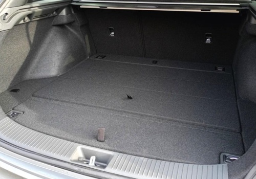 79 900 zł za koreańskie kombi to atrakcyjna propozycja. Oferuje 120 KM i bagażnik 602 l