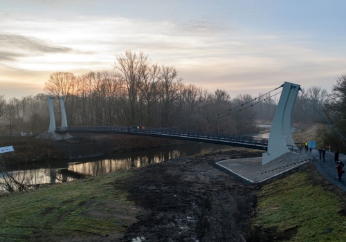 Nowa kładka w Łąkach już wkrótce. Mieszkańcy wybiorą, jaka będzie jej nazwa