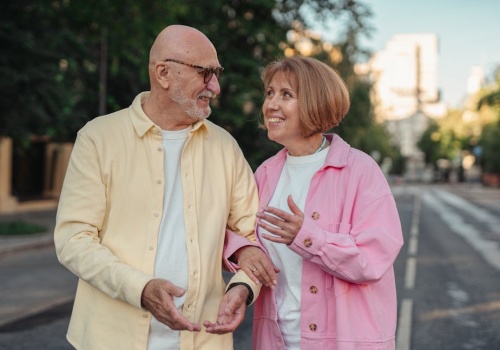 Polacy żyją dłużej niż rok temu. GUS opublikował nową tablicę średniego dalszego trwania życia 2026