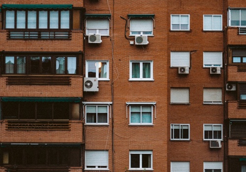 ChatGPT wycenił mieszkanie na 800 tys. zł. Rzeczoznawca powiedział: to halucynacja