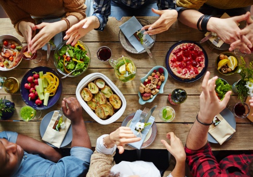 Bez planu i listy gości, za to regularnie. Jak Niemcy dbają o relacje towarzyskie