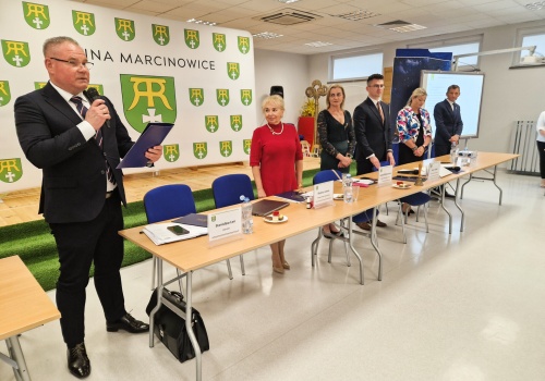 Marcinowice: Wójt chciał podwyższyć opłatę śmieciową. Radni na nie