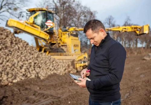 Nie zwiększaj areału buraków”. Cukrownia ostrzega rolników