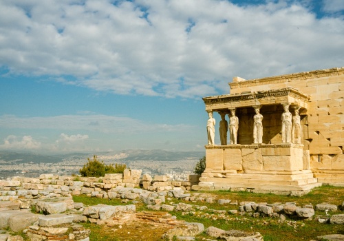 Demokracja starsza niż Grecja? Nowe badania zmieniają historię polityki