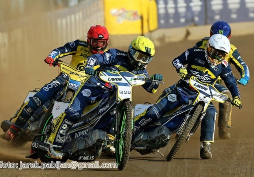 Żużel. Comeback GKM-u w derbach! Słaby występ Drabika (RELACJA)