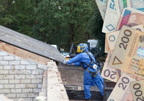 Rewolucja w dopłatach do wymiany dachu? Resort chce dotacji do montażu blachy lub dachówki