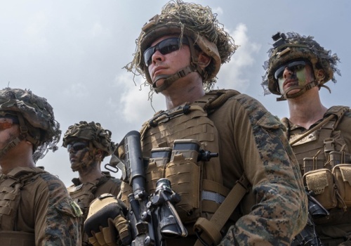 Ostatnie przygotowania do inwazji na Iran. Elitarne wojska opuściły bazę