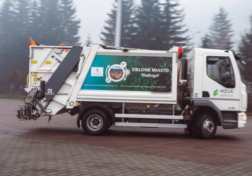 12-tonowy DAF XB zwrotny niczym małe auto osobowe – ciekawostka z Wałbrzycha