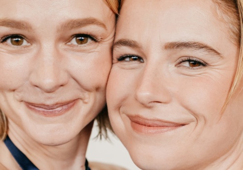 Wiosną 2026 noś boba po francusku jak Carey Mulligan. Ta fryzura podkreśla rysy twarzy i ma 