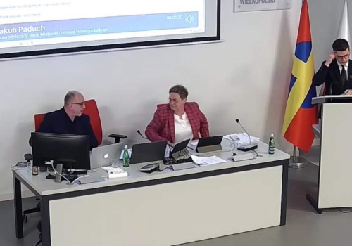 Radny Adam Wasiela przeforsował projekt upamiętnienia samobójcy