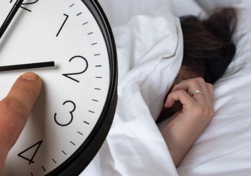 Zaczęło się od żartu. Kiedy zmiana czasu na letni w Polsce?