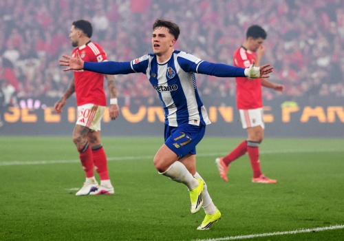 Portugalia szaleje na punkcie Pietuszewskiego. To go łączy z Ronaldo