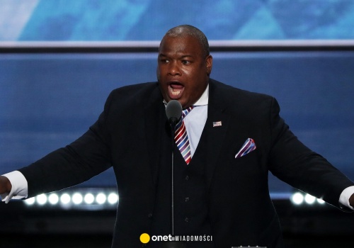 Pastor Donalda Trumpa o wojnie na Bliskim Wschodzie. 