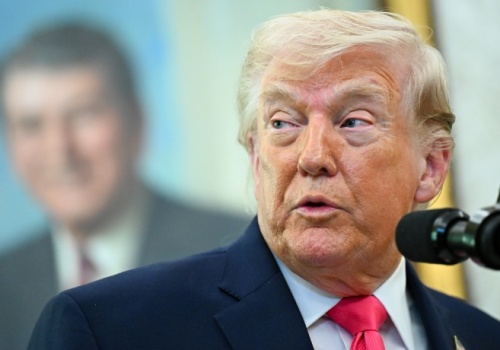 Niechciana wojna i rosnące ceny energii – Amerykanie coraz bardziej krytyczni wobec Trumpa