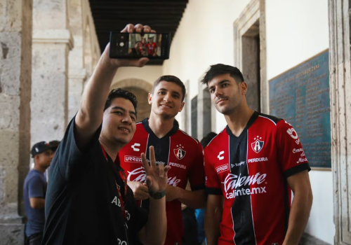 Kapelan drużyny piłkarskiej: zawodnicy żyją wiarą