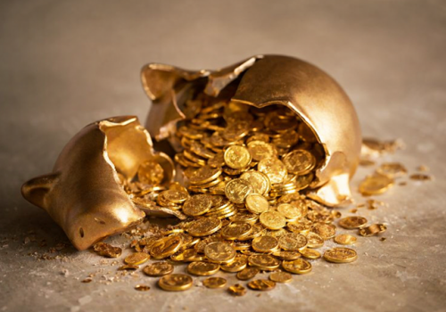 Złota świnka skarbonka rozbita? Rekordowe odpływy z ETFów