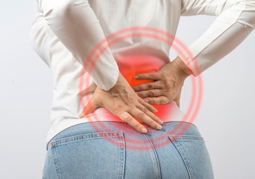 Zapalenie korzonków – jak się objawia? Przyczyny i leczenie