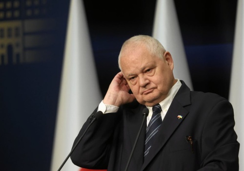 Wymijające odpowiedzi NBP ws. Glapińskiego. Chodzi o udział w spotkaniach prezesów banków