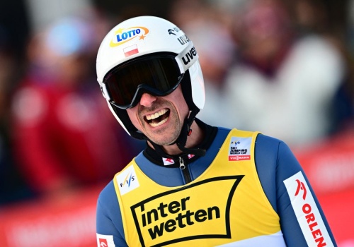 Fatalny skok Piotra Żyły w Planicy. Aż trudno uwierzyć