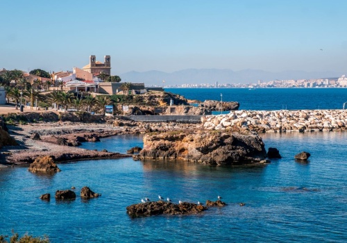 Ma tylko 1,5 km długości i garstkę mieszkańców. Tych zwierząt jest tu więcej niż ludzi