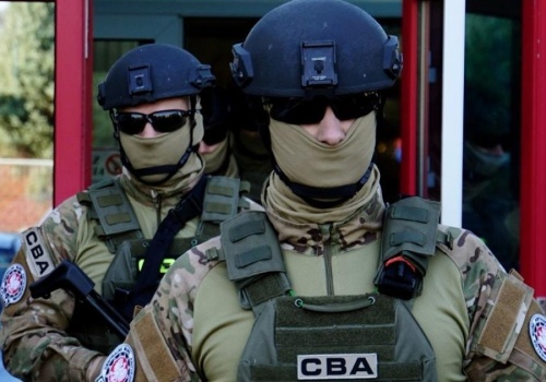 CBA zatrzymało trzech warszawskich notariuszy. W tle gigantyczna kwota