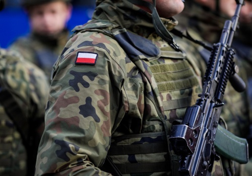 Wojsko wzywa 235 tys. osób. Kobiety też dostaną listy