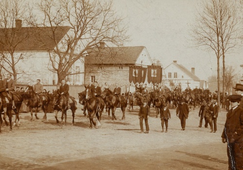 Spotkanie wokół tradycji procesji konnych w Pietrowicach Wielkich