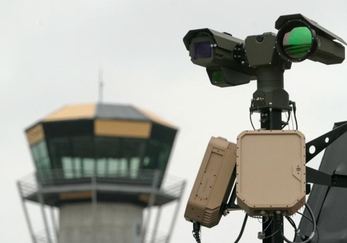 „Drony latają cały czas”. Na ubezpieczenie nie licz