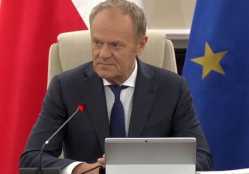 Rząd tnie VAT i akcyzę. Mowa o cenach maksymalnych paliw