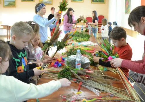 Palma wielkanocna – wystarczą chęci, by zrobić ją samodzielnie
