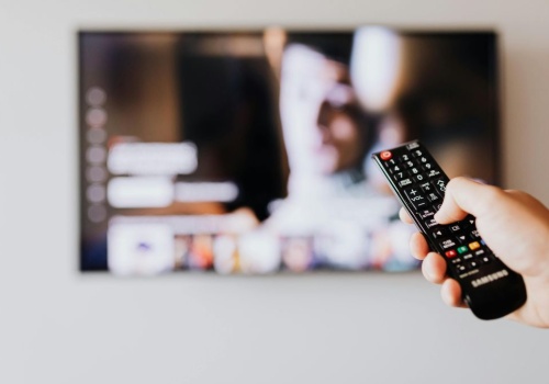 Cyfrowy dom bez limitów. Jak łącze światłowodowe zmienia konsumpcję treści VOD w 4K?