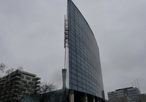 Prezydent Katowic zirytowany pytaniami radnych o 37 mln, za które władze miasta chcą kupić biurowiec. 