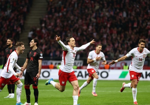 Polska była na kolanach, wtedy wkroczyli Lewandowski i Zieliński. Dramatyczna końcówka meczu z Albanią