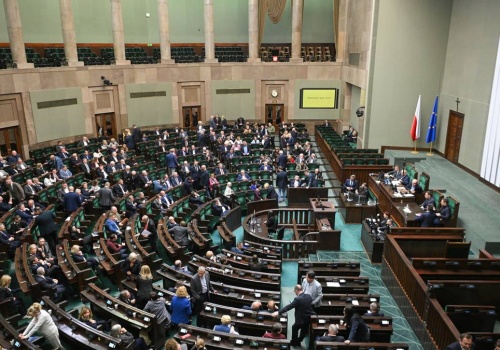 Projekt o cenach paliw w Sejmie. Jest decyzja