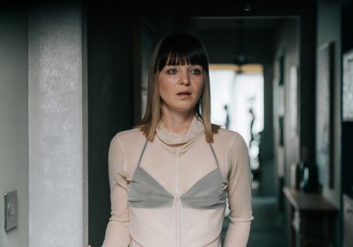 Gwiazdy młodego pokolenia wchodzą do gry! Nowe fotosy z filmu Czas, który nie nadszedł ujawniają więcej, niż się spodziewaliśmy