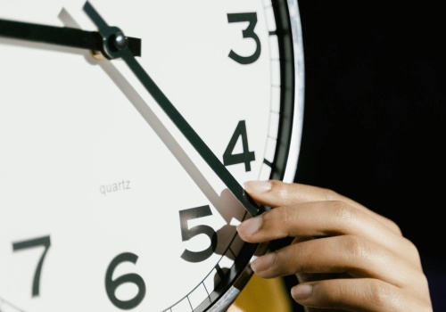 Koniec przestawiania czasu? Wyjaśniamy, co się stało w Brukseli