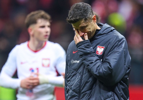 Robert Lewandowski nie wytrzymał. Emocje wzięły górę. Na jego twarzy pojawiły się łzy
