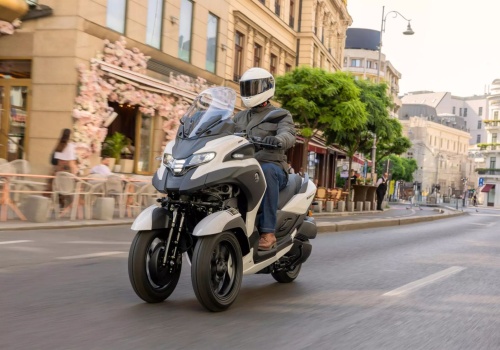 Poduszka powietrzna w skuterze. Innowacja czy marketingowy absurd?